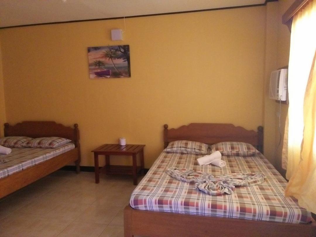 Jun And Carol Beach Cottages Pagudpud Exterior foto