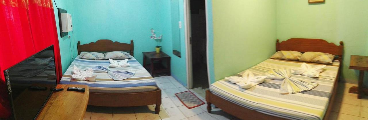 Jun And Carol Beach Cottages Pagudpud Exterior foto